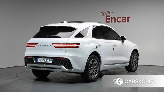 Genesis GV70 2021 Белый из Кореи