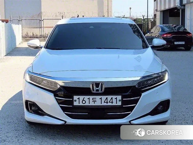 Honda Accord 10th Generation 2022 Белый из Кореи