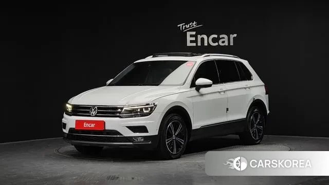 Volkswagen Tiguan second Generation 2020 Белый из Кореи