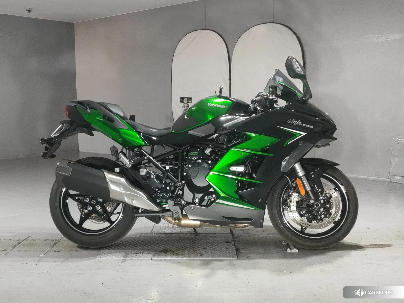 Kawasaki NINJA H2 SX SE 2022 из Японии