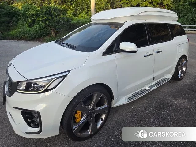 Kia The New Carnival 2018 Белый из Кореи