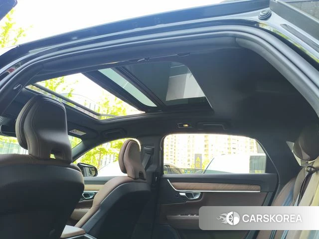 Volvo S90 2024 Черный из Китая