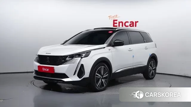 Peugeot 5008 second generation 2024 Белый из Кореи