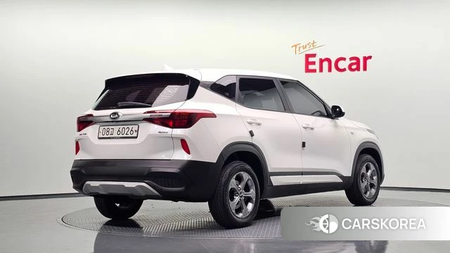 Kia Seltos 2019 Белый из Кореи