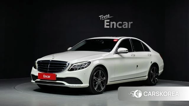 Mercedes-Benz C-Class W205 2019 Белый из Кореи