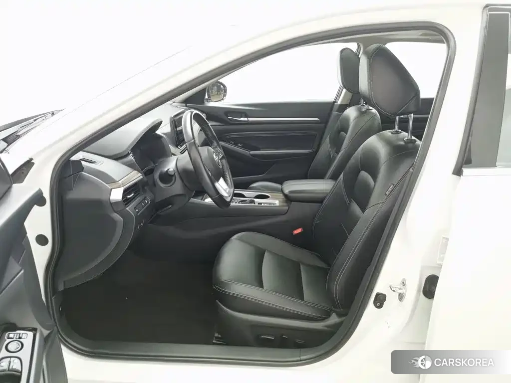 Nissan Altima 2020 Белый из Китая