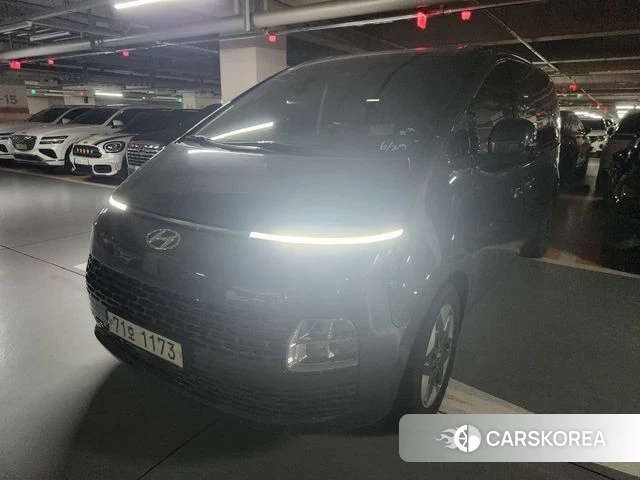 Hyundai Staria 2021 Серый из Кореи