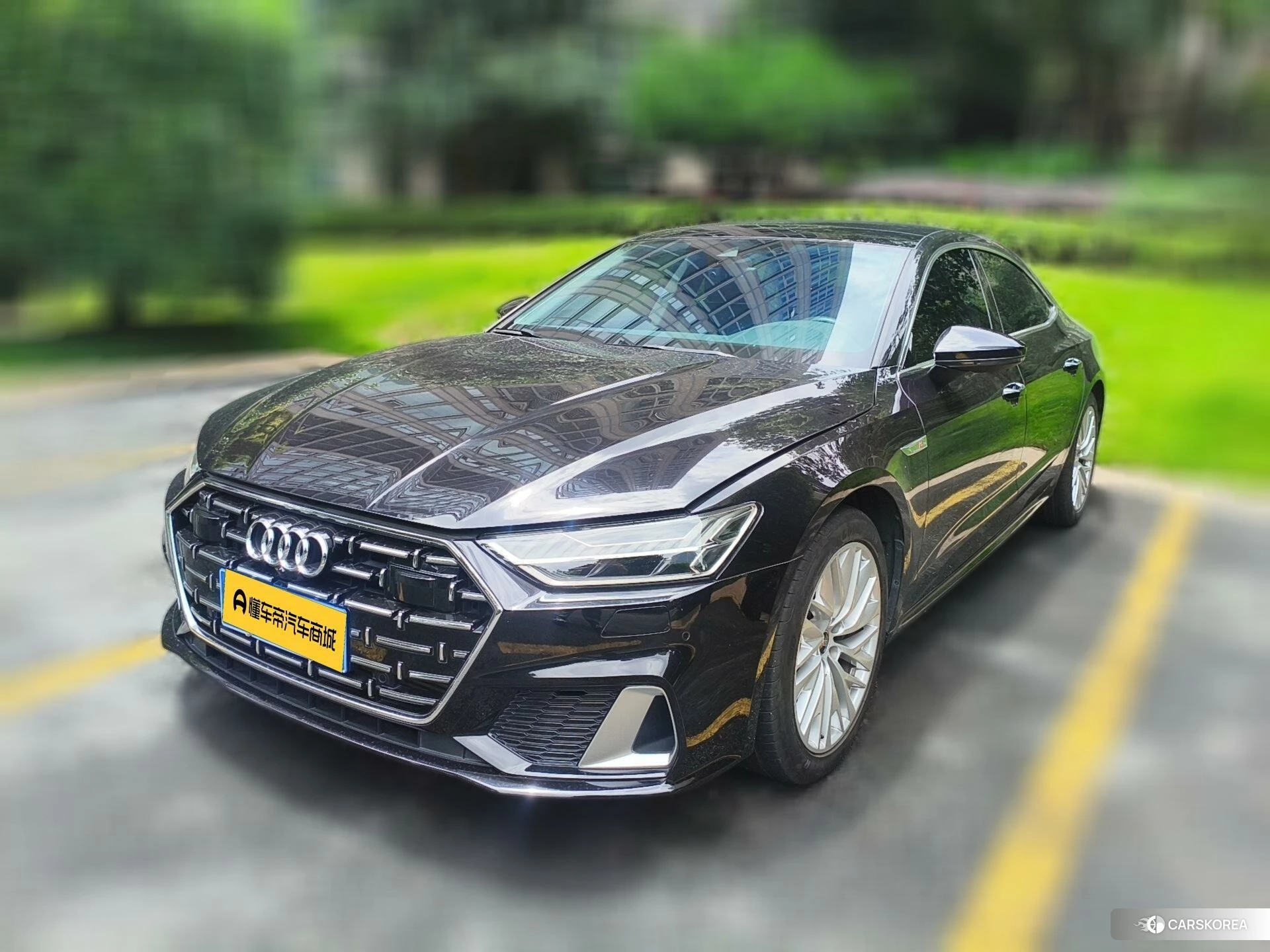 Audi A7L 2023 Черный из Китая