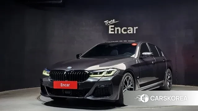 BMW 5 Series (G30) 2023 Серый из Кореи