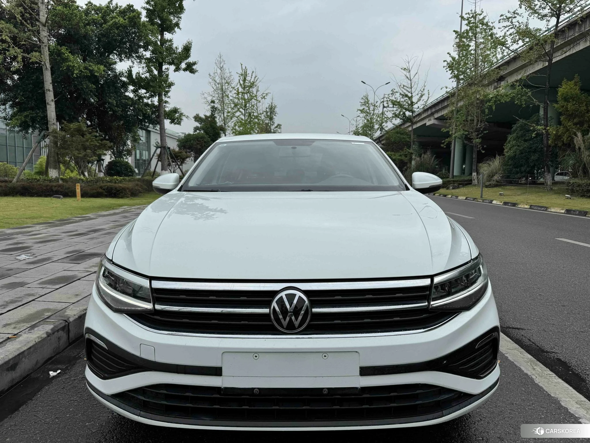 Volkswagen Bora 2022 Белый из Китая