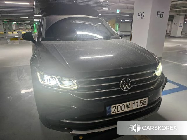 Volkswagen Tiguan second Generation 2023 Серый из Кореи