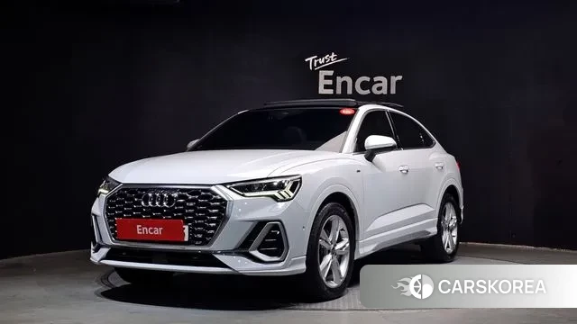 Audi Q3 (F3) 2023 Белый из Кореи