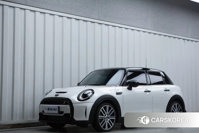 MINI MINI 2024 Белый из Китая