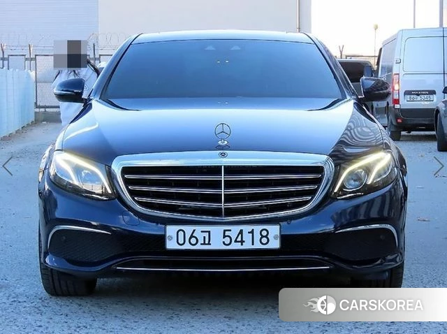 Mercedes-Benz E-Class W213 2018 Синий из Кореи