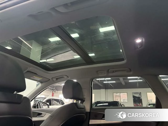 Audi A4 (import) 2022 Темно-серый из Китая