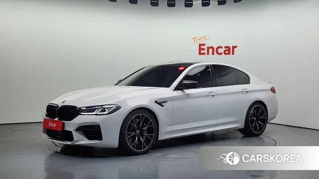 BMW M5 (F90) 2023 Белый из Кореи