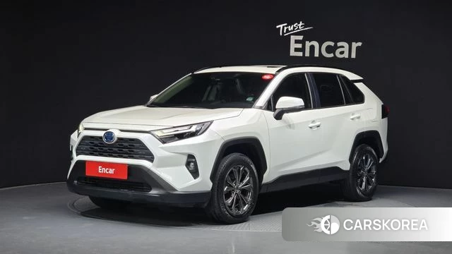 Toyota RAV4 5th Generation 2022 Белый из Кореи