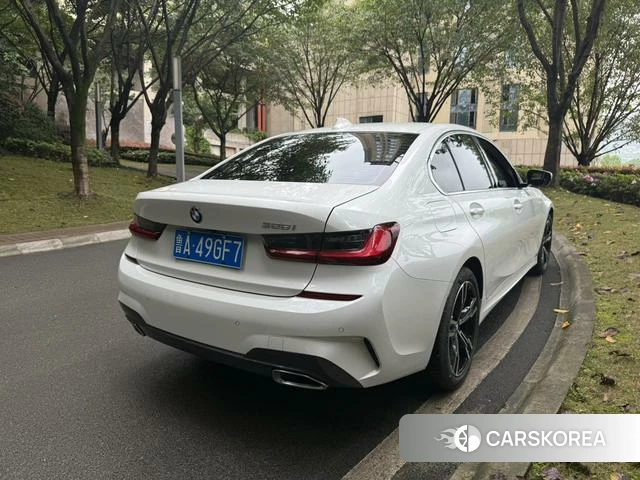 BMW 3 series 2022 Белый из Китая