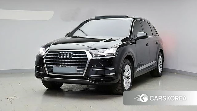Audi Q7 (4M) 2019 Черный из Кореи
