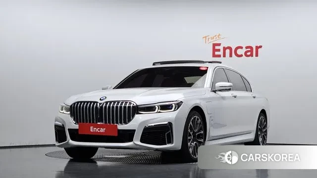 BMW 7 Series (G11) 2020 Белый из Кореи