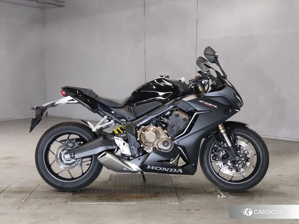 Проданный Honda CBR650R 2022 из Японии