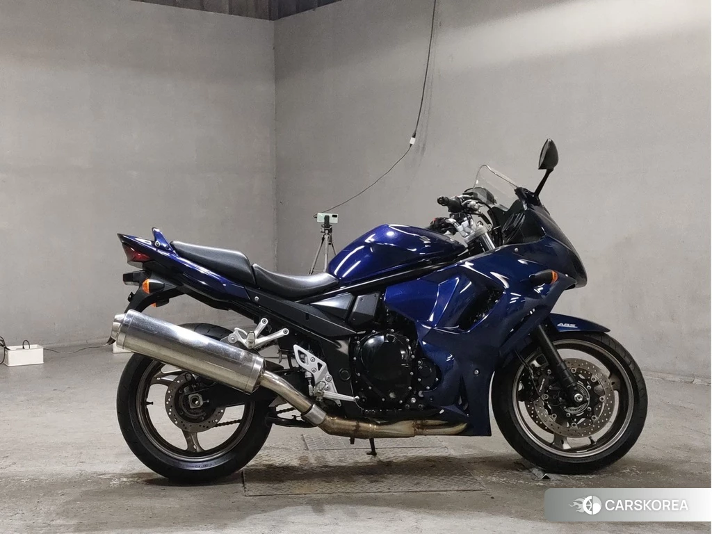 Проданный Suzuki BANDIT 1250F 2010 из Японии, фото 2