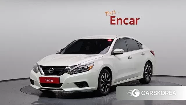 Nissan Altima 2018 Белый из Кореи