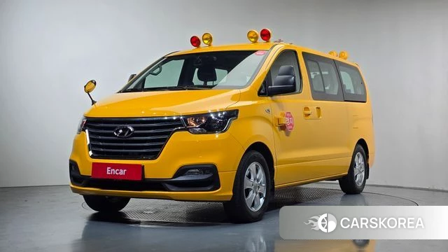 Hyundai The New Grand Starex 2021 Желтый из Кореи