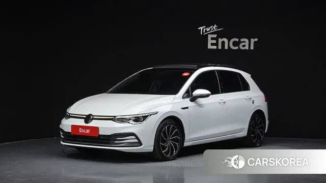 Volkswagen Golf 8th Generation 2022 Белый из Кореи