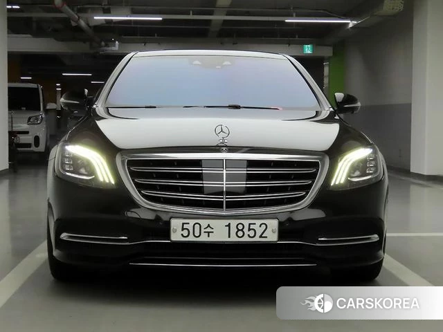 Mercedes-Benz S-Class W222 2018 Черный из Кореи