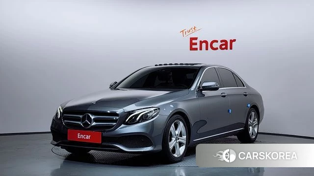 Mercedes-Benz E-Class W213 2018 Серый из Кореи