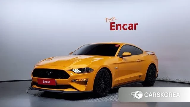Ford Mustang 2019 Желтый из Кореи