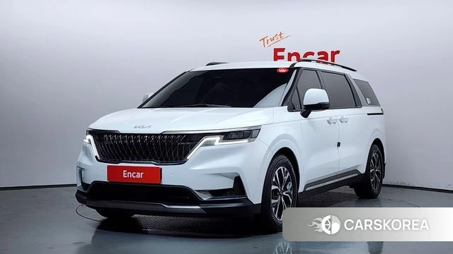 Kia Carnival 4th generation 2023 Белый из Кореи