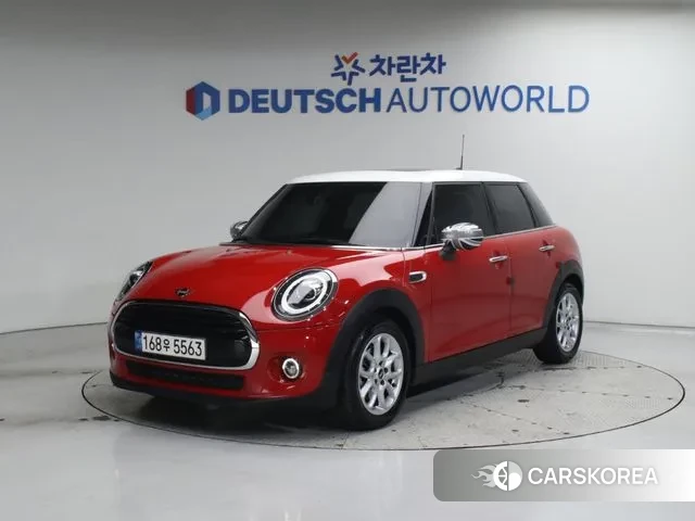 Mini Cooper 2021 Красный из Кореи