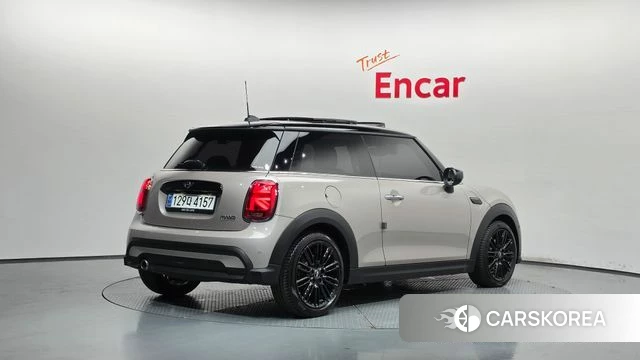 Mini Cooper 2024 Коричневый из Кореи