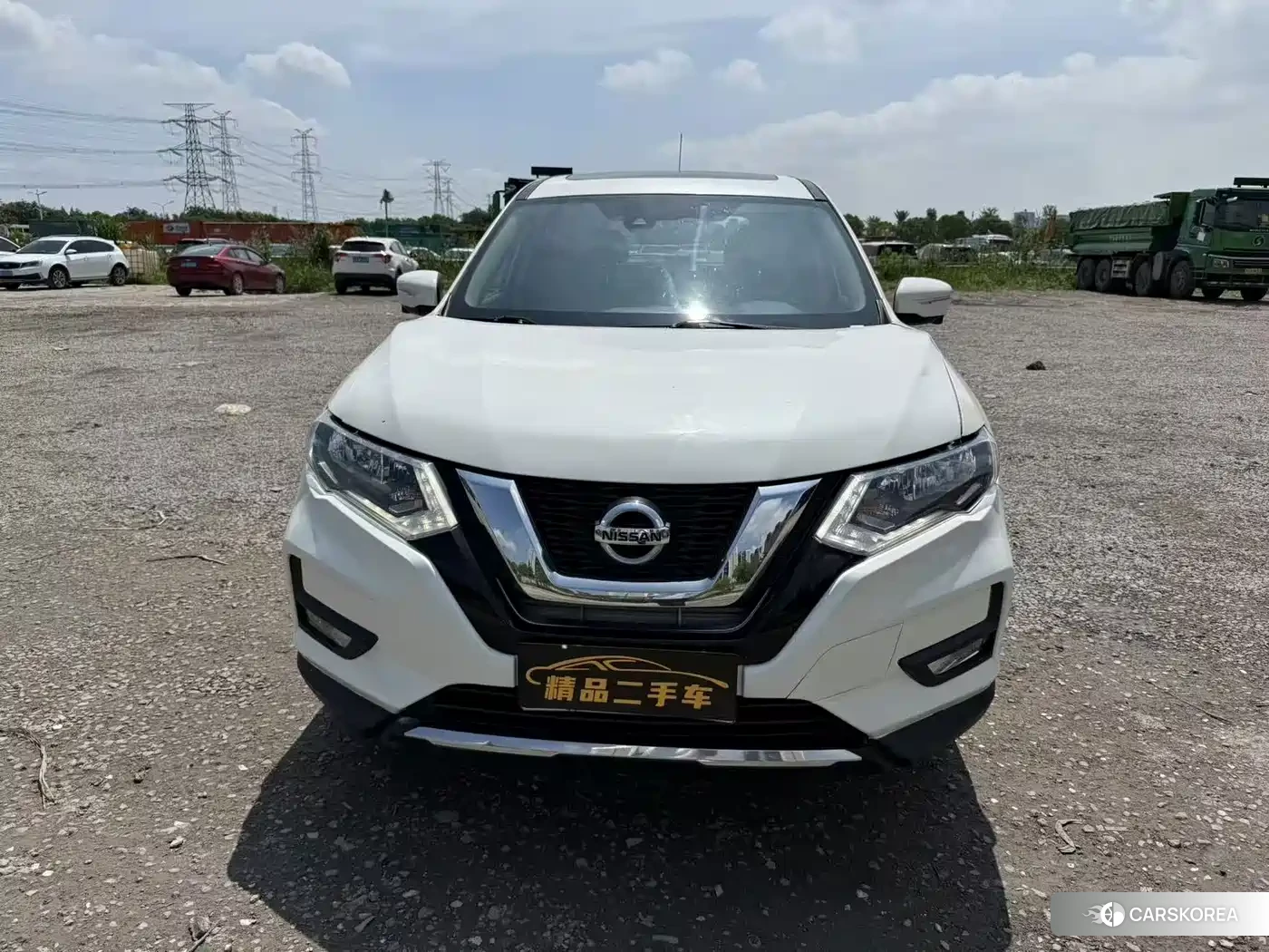 Nissan Qijun 2021 Белый из Китая
