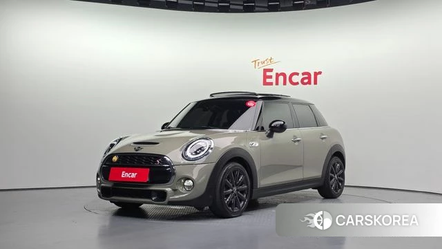 Mini Cooper S 2019 Коричневый двухцветный из Кореи