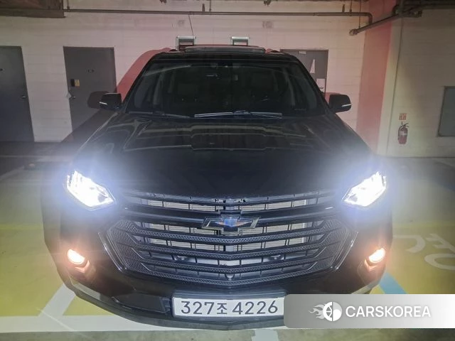 Chevrolet (GM Daewoo) Traverse 2020 Черный из Кореи
