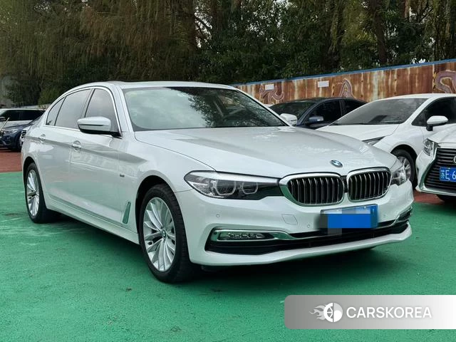 BMW 5 series 2018 Белый из Китая