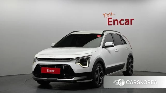 Kia Di Ol Nu Niro 2022 Белый из Кореи