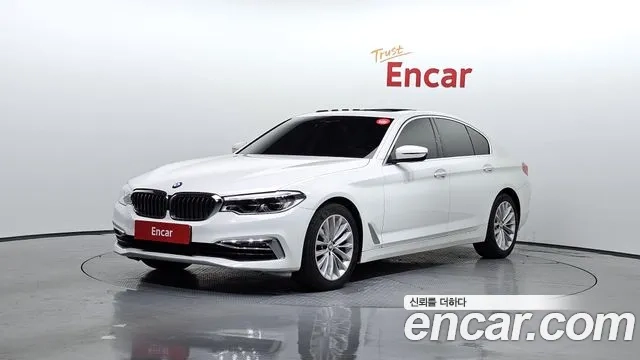 BMW 5 Series (G30) 2018 Белый из Кореи