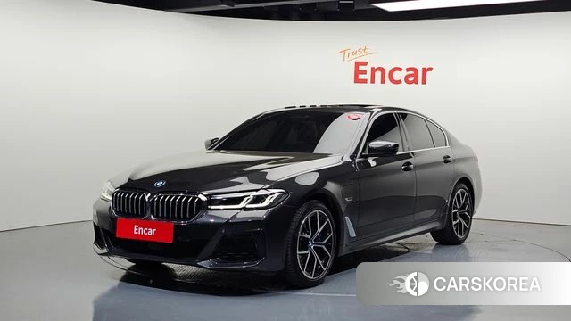 BMW 5 Series (G30) 2022 Серый из Кореи