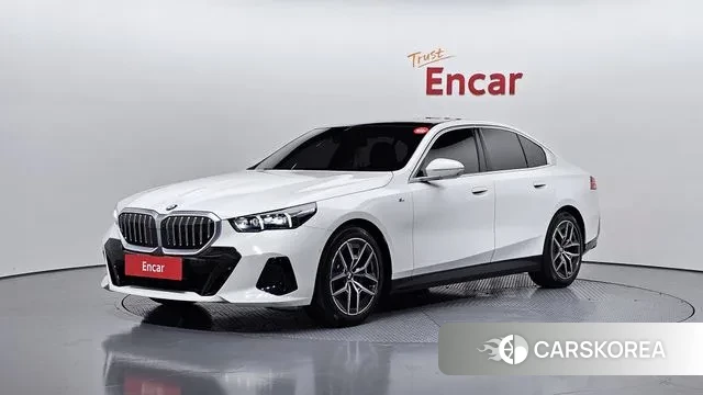 BMW 5 Series (G60) 2024 Белый из Кореи