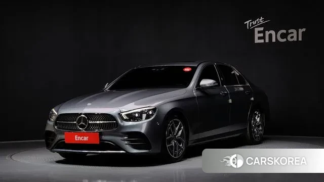 Mercedes-Benz E-Class W213 2021 Серебристо-серый из Кореи
