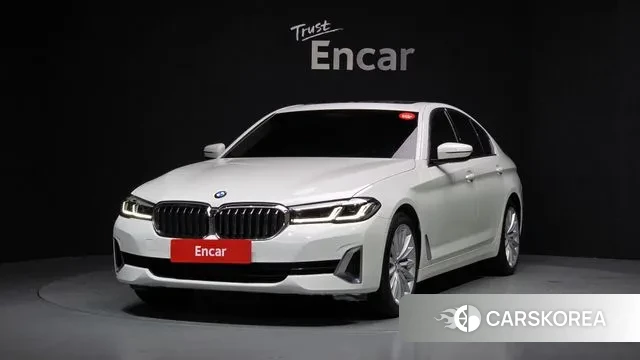 BMW 5 Series (G30) 2023 Белый из Кореи