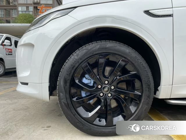Land Rover Discover sports 2023 Белый из Китая