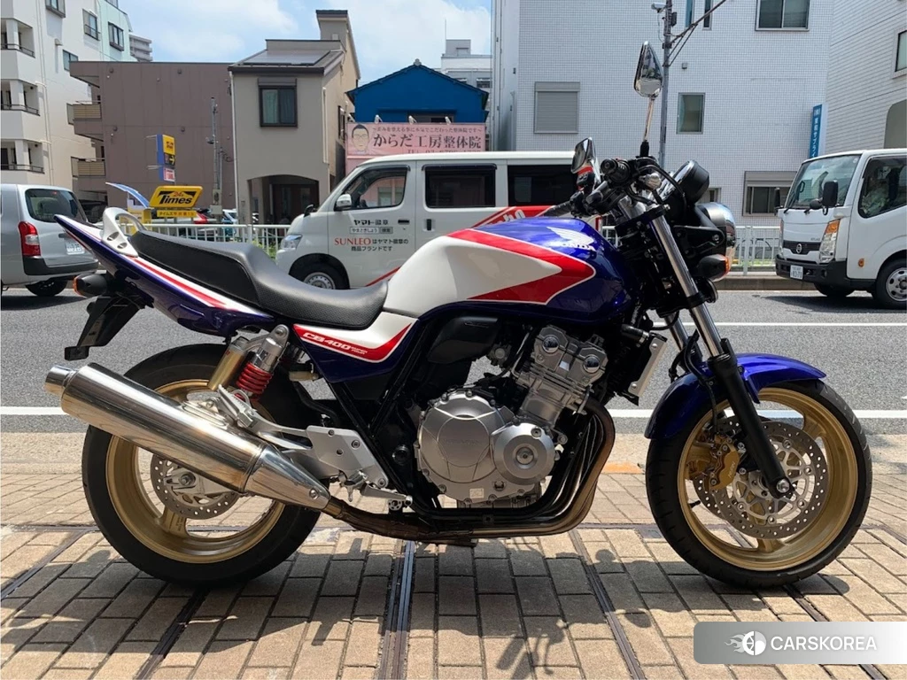 Проданный Honda CB400SF 2010 из Японии, фото 2