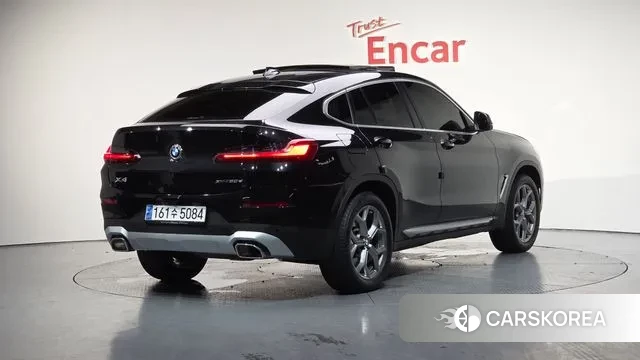 BMW X4 (G02) 2024 Черный из Кореи