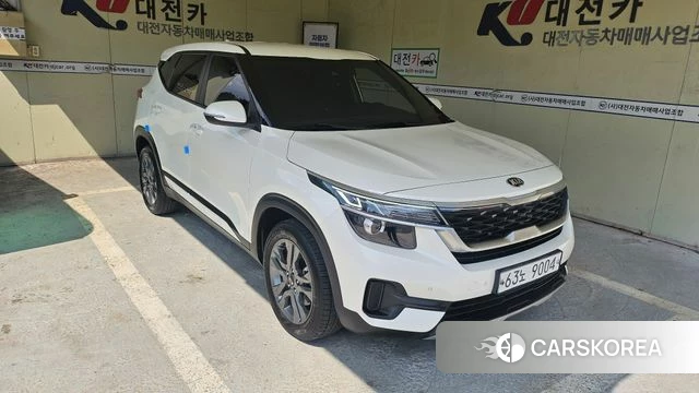 Kia Seltos 2019 Белый из Кореи