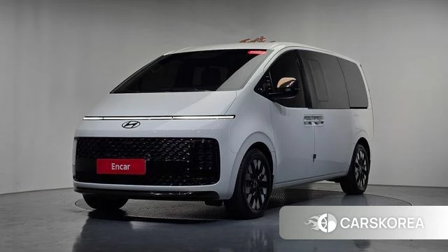 Hyundai Staria 2025 Белый из Кореи